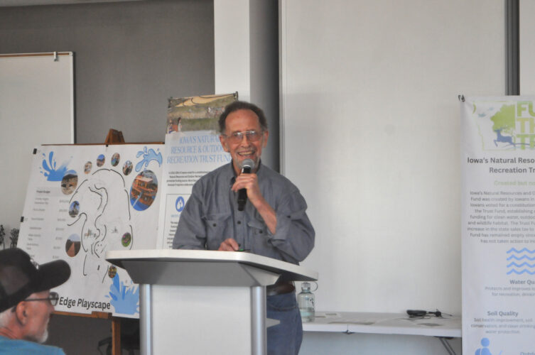 Experienced guide reveals wonders of Iowa